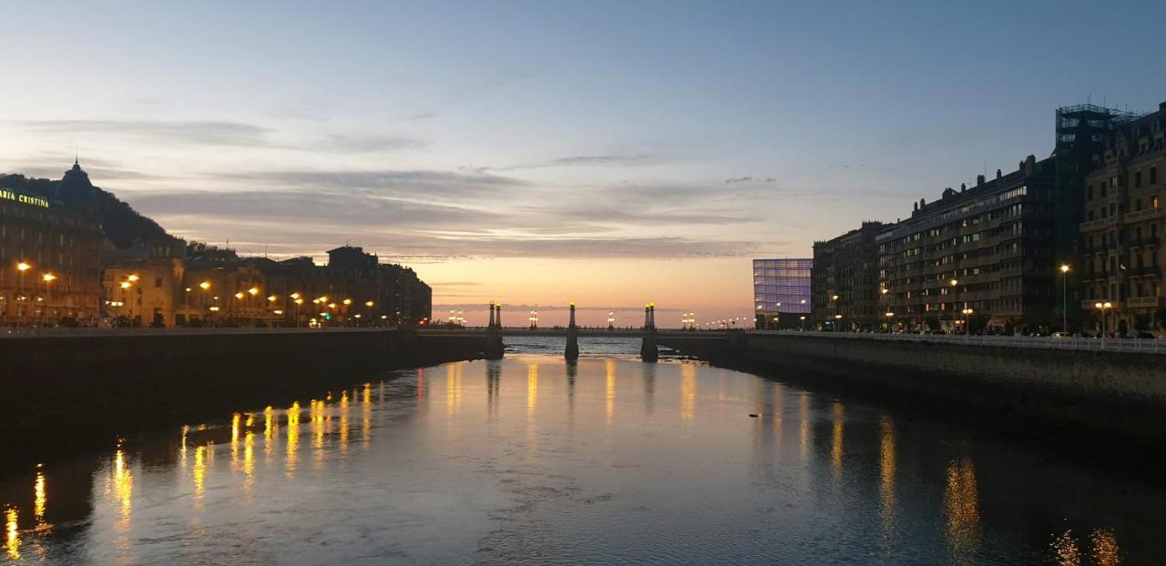 Pension Nuevas Artes San Sebastián Zewnętrze zdjęcie